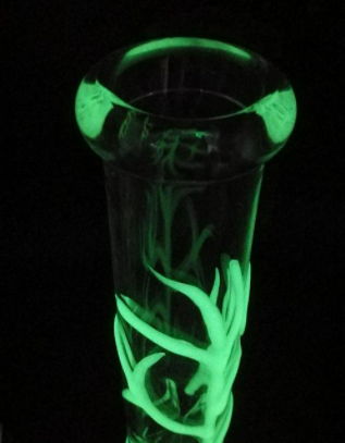 Tree Glass Bong - Glows In the Dark