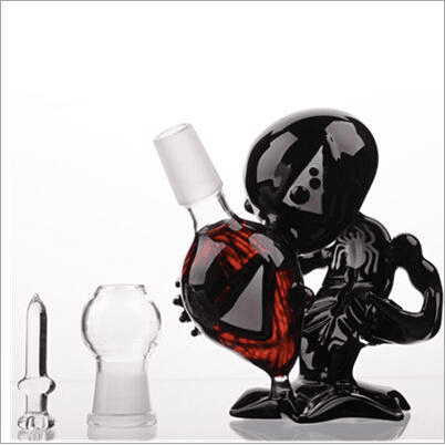 Alien Pipe and Bong